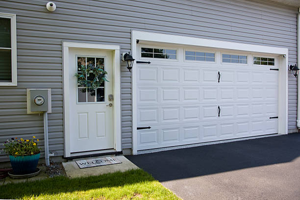 24/7 Emergency Garage Door Panel Replacement experts in Placer County County, CA